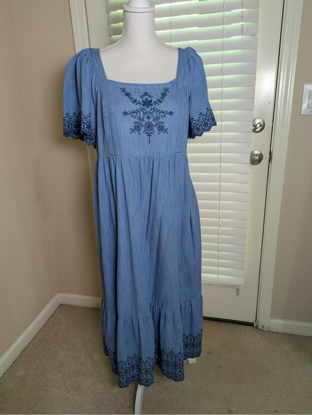 Old Navy Light Blue Embroidered Maxi Dress